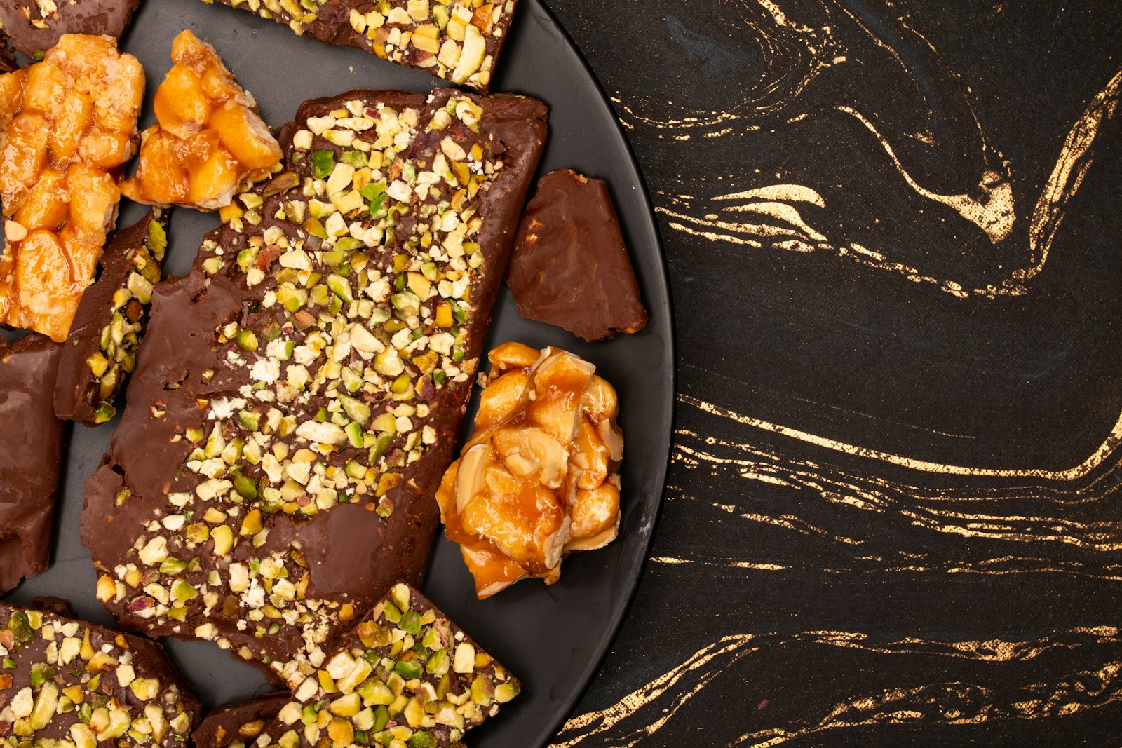 Nefis Çikolatalı Mus Tarifi