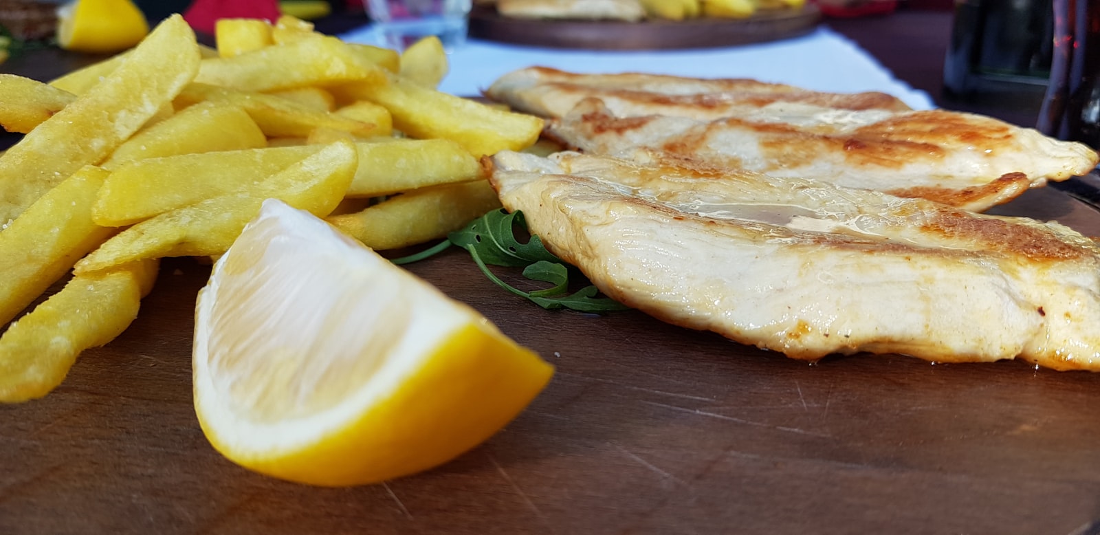 Nefis Tavuk Schnitzel Tarifi